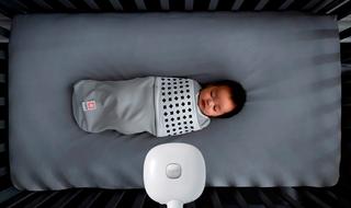 מכשיר למעקב וניתוח שינת תינוקות של נאניט