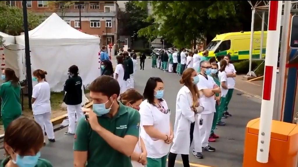 מחאה צוותי רפואה בית חולים בריסל בלגיה סופי וילמס