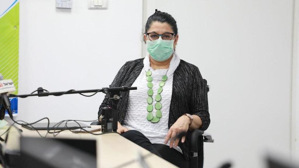 סיגל סדצקי במסיבת העיתונאים של משרד הבריאות בעקבות עליה במספר חולי הקורונה