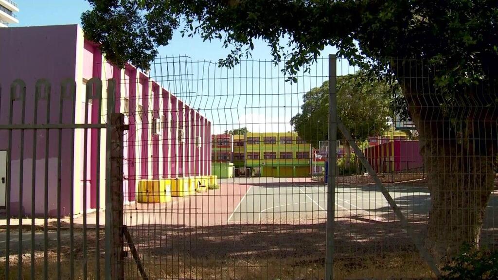Школа в Израиле (Фото: Хагай Декель) בתיכון "שז"ר" בבת ים נשלחו תלמידים לבידוד מחשש להדבקה בקורונה