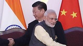 נשיא סין שי ג'ינפינג עם ראש ממשלת הודו נרנדרה מודי ב-2016