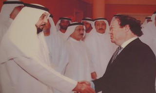 וולף עם נשיא איחוד האמירויות, השיח ח'ליפה בן זאיד אאל נהיאן