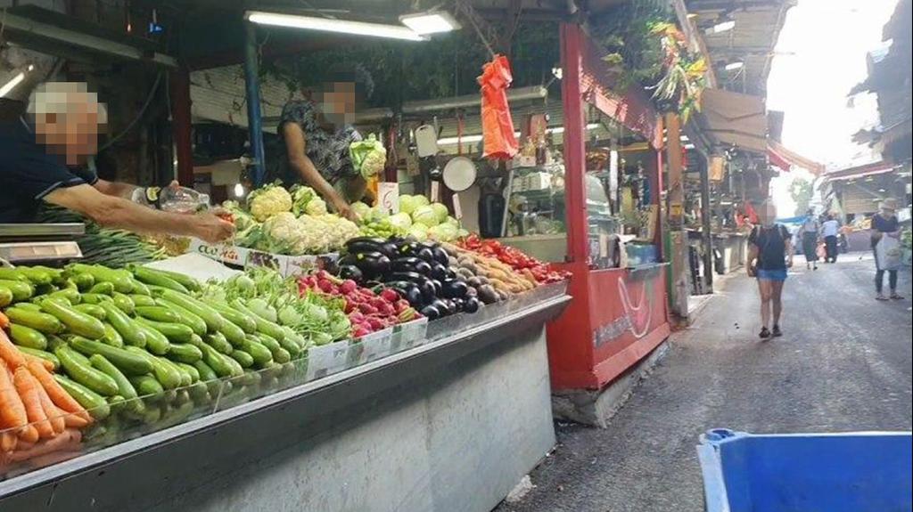 בשוק הכרמל בתל אביב כבר לא מודדים חום בכניסה