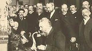 בל חונך את קו הטלפון הראשון בין ניו יורק לשיקגו ב-1892 