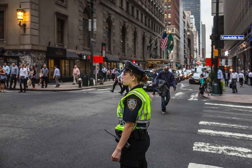 שוטרת משטרה ניו יורק ארכיון מ-2016