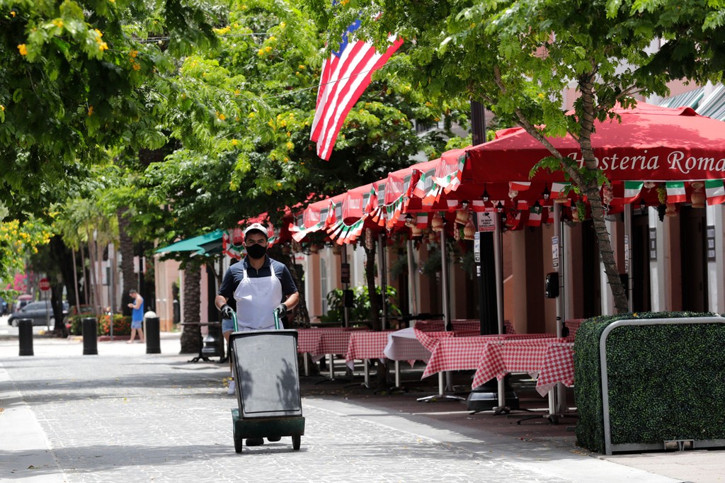 ארה"ב נגיף קורונה מסעדה ריקה מיאמי ביץ' פלורידה