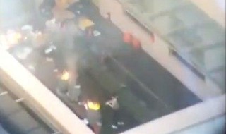 ארה"ב קונסוליה סינית יוסטון שורפים מסמכים לפני סגירה