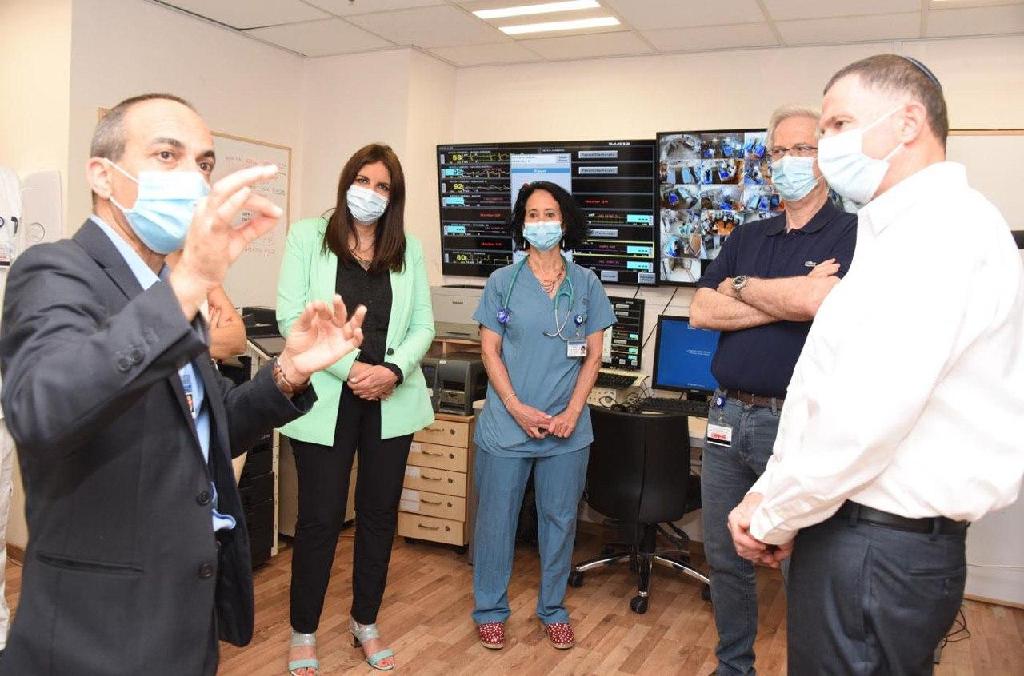 רוני גמזו ויולי אדלשטיין