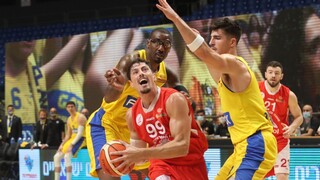 יפתח זיו חולף על פני דני אבדיה