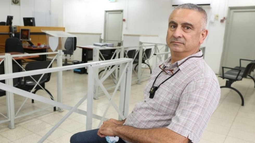 אביו של החייל עמית בן יגאל ז"ל בבית הדין הצבאי סאלם