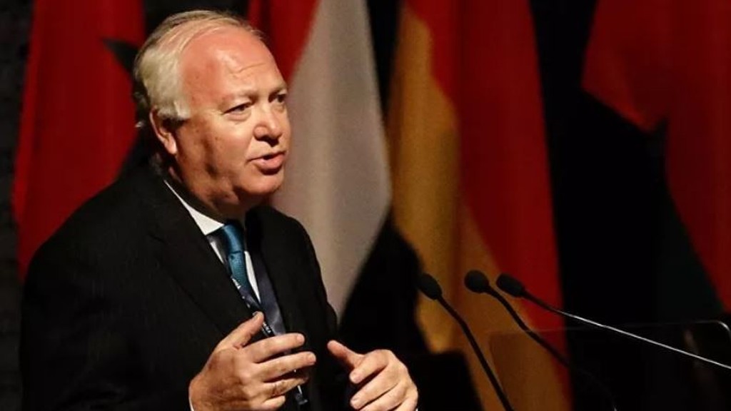 Former Spanish foreign minister Miguel Angel Moratinos addresses the MENA Economic Forum in the UAE, February 2013 