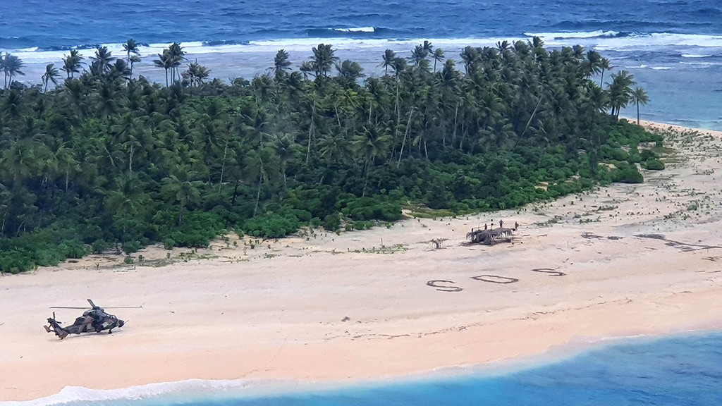 שלושה חולצו בזכות SOS על אי קטן בודד ב מיקרונזיה