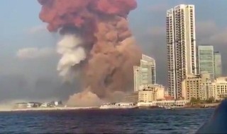 תיעוד רגעי הפיצוץ בנמל בביירות