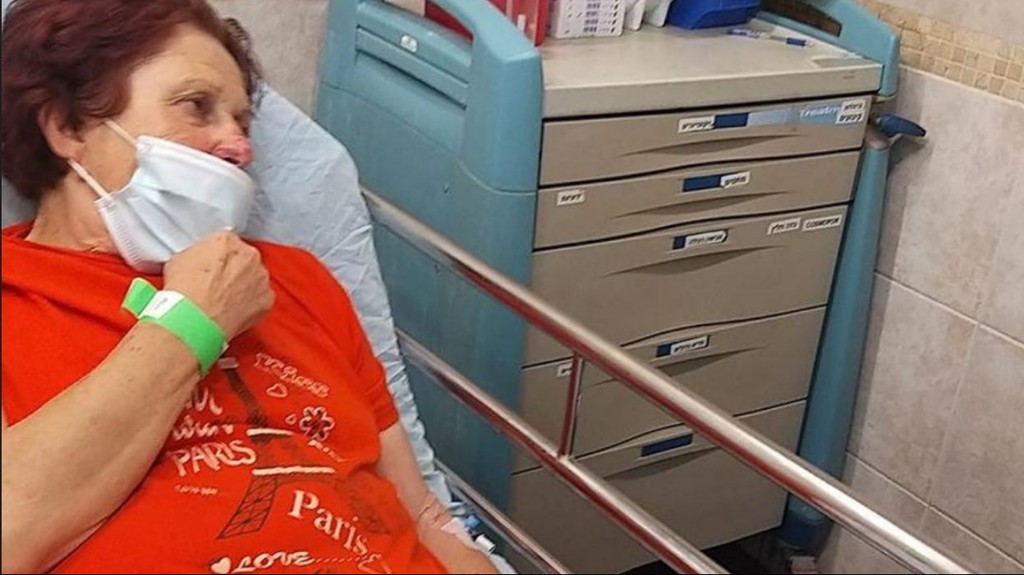 Пострадавшая женщина в больнице