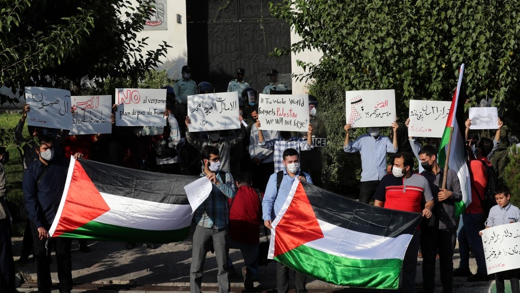 Iranians protest UAE Israel deal in Tehran 