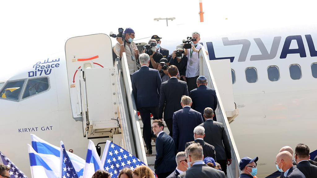 Passengers boarding the El Al flight from Tel Aviv to Abu Dhabi (Photo: Yariv Katz ) המשלחת