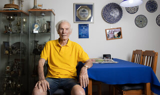 אמציה לבקוביץ' בביתו