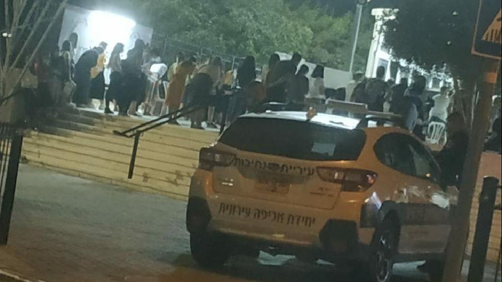 סליחות בקבר של הרב יורם אברג'יל בנתיבות