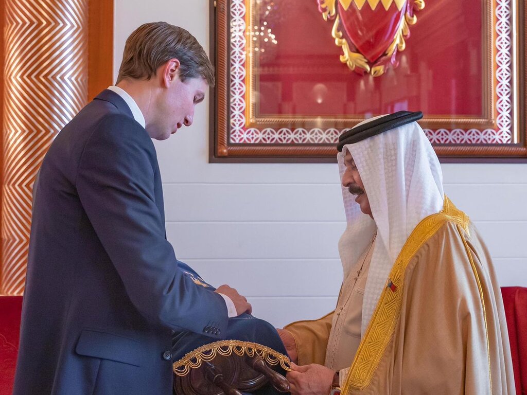  Джаред Кушнер с королем Бахрейна 