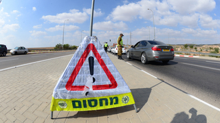 מחסומים ושוטרים בכניסה לבאר שבע