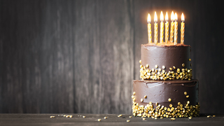 עוגת יום הולדת - אילוסטרציה