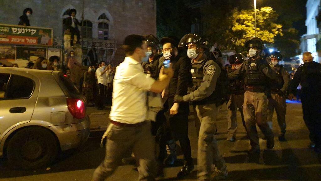 עימותים הלילה בין שוטרים לקבוצות של חרדים במאה שערים