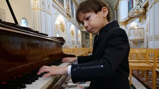 הפסנתרן הצעיר