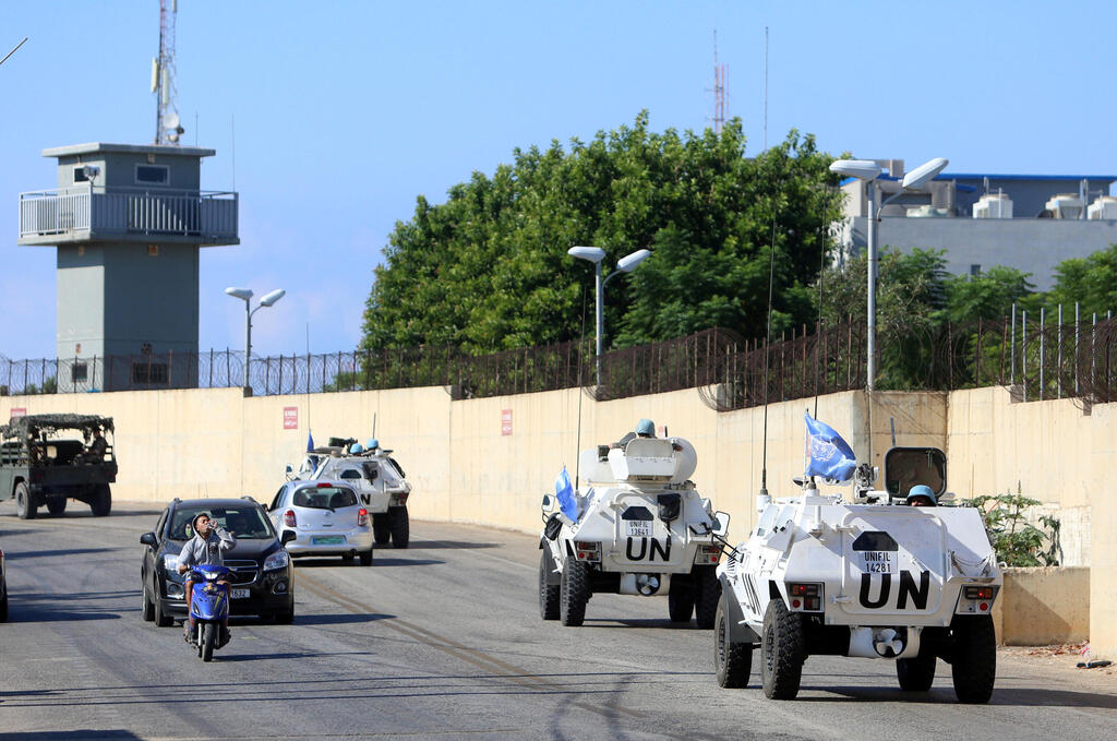 רכבי או"ם חיילים מחסום דגל לבנון גבול ישראל לבנון פתיחת משא ומתן גבול מים כלכליים ראש הנקרה