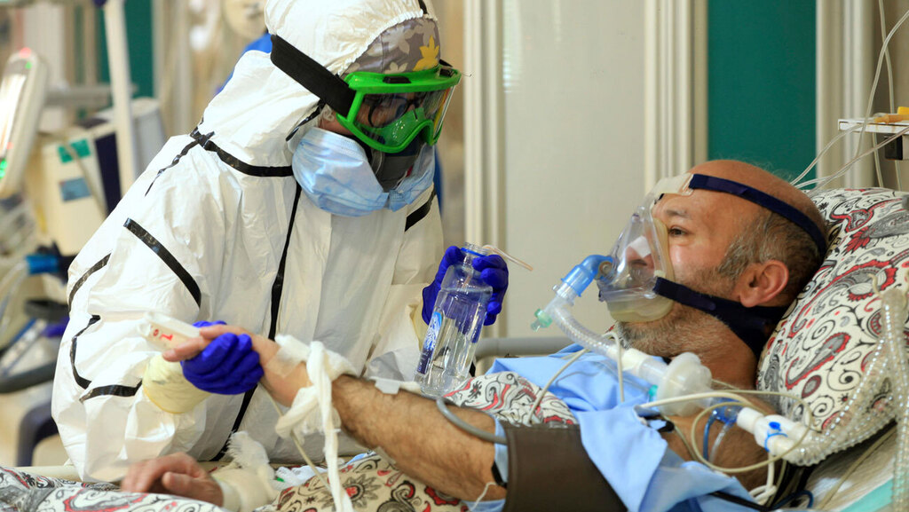 חולה קורונה בבית חולים טהרן איראן