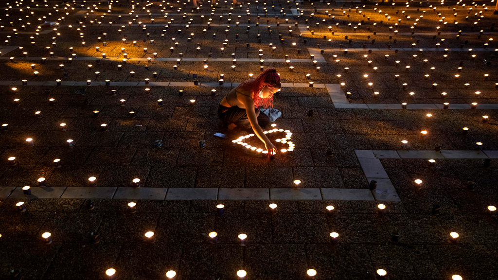 הדלקת נרות בכיכר רבין