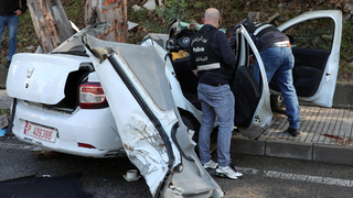 מכונית גנובה פרברי ביירות לבנון עצירים ברחו מהכלא ונהרגו בתאונה