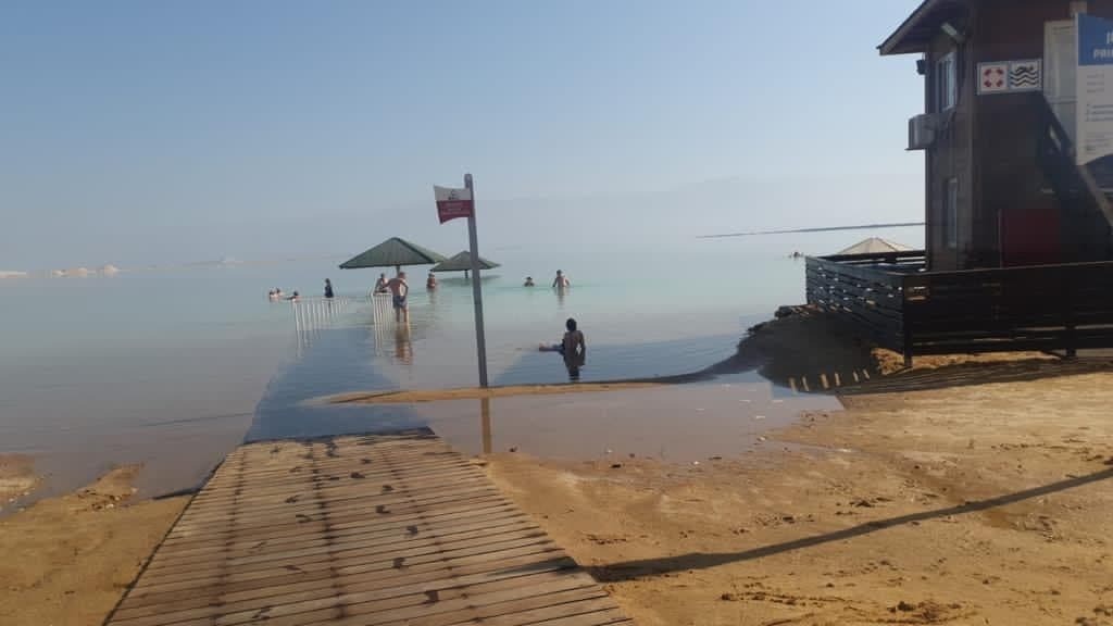 Затопленный пляж на Мертвом море חוף הרודס