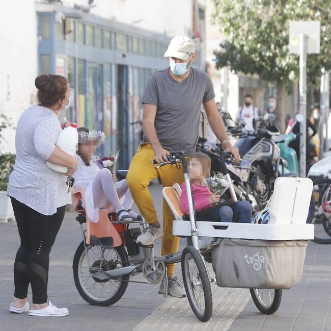 עם הבת הקטנה סלומה סזאריה