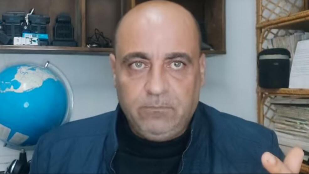 Nizar Banat lambastes the PA in a Facebook video 