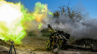 תמונות השנה בעולם של AFP ירי ארמני ב מלחמה ב נגורנו קרבאך מול אזרבייג'ן