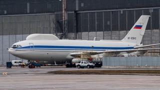 אילוס אילוסטרציה מטוס איליושין ll-80 רוסיה