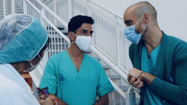 צוותים רפואיים מבית החולים שיבא מסייעים לבית חולים באיטליה