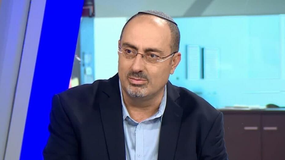 ניסים ואטורי