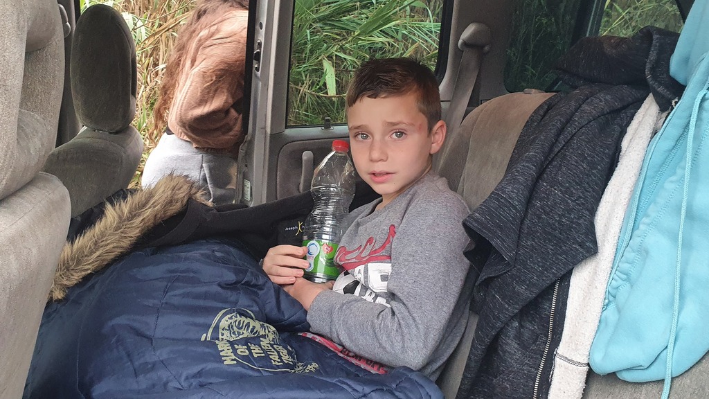 Yagel Eitam (Photo: Matan Tzuri) יגל בן ה-8 נפל לתוך הנחל, נשאב אל תוך צינור תת-קרקעי ויצא מצידו השני של הכביש