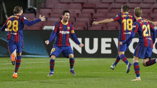 לאו מסי חוגג עם החברים