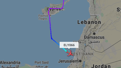 זמן קצר אחרי התקיפה שמיוחסת לישראל בסוריה, הוסט מנתיבו מטוס אל על על ידי הבקרה הקפריסאית