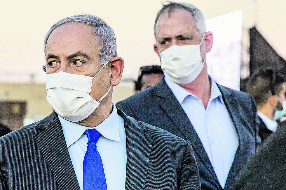 Prime Minister Benjamin Netanyahu and Defense Minister Benny Gantz 