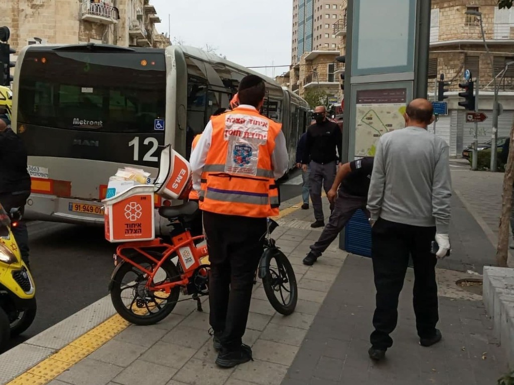 На месте происшествия, 13 января (Фото: "Ихуд-ацала Кармель") אירוע הדריסה בחיפה