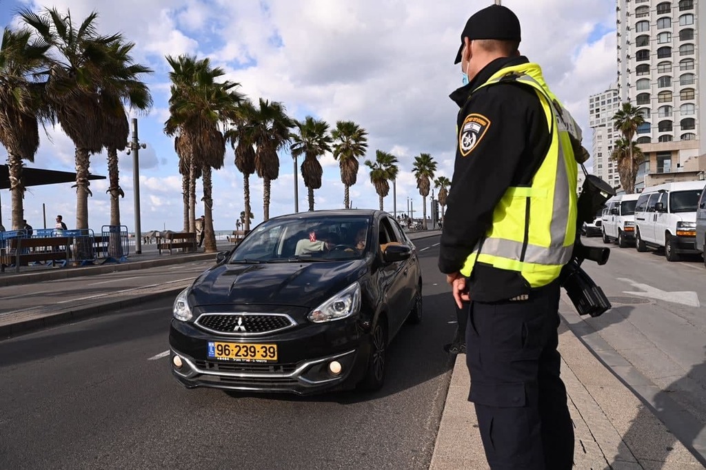 אכיפת משטרה בטיילת תל אביב