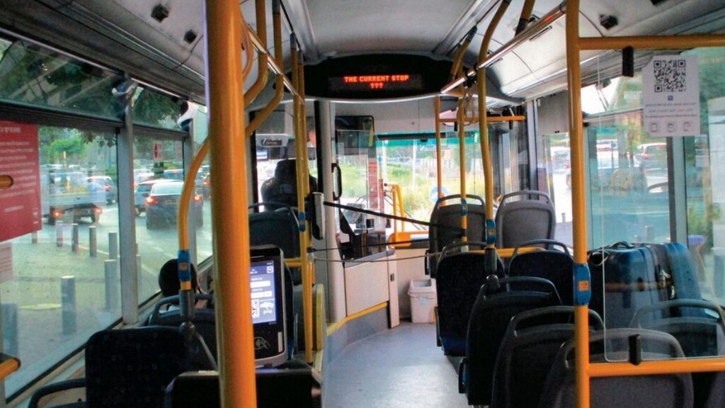 Маршрут 140 из Бат-Яма в Бней-Брак через Тель-Авив: людям неудобно, автобусы курсируют пустые 