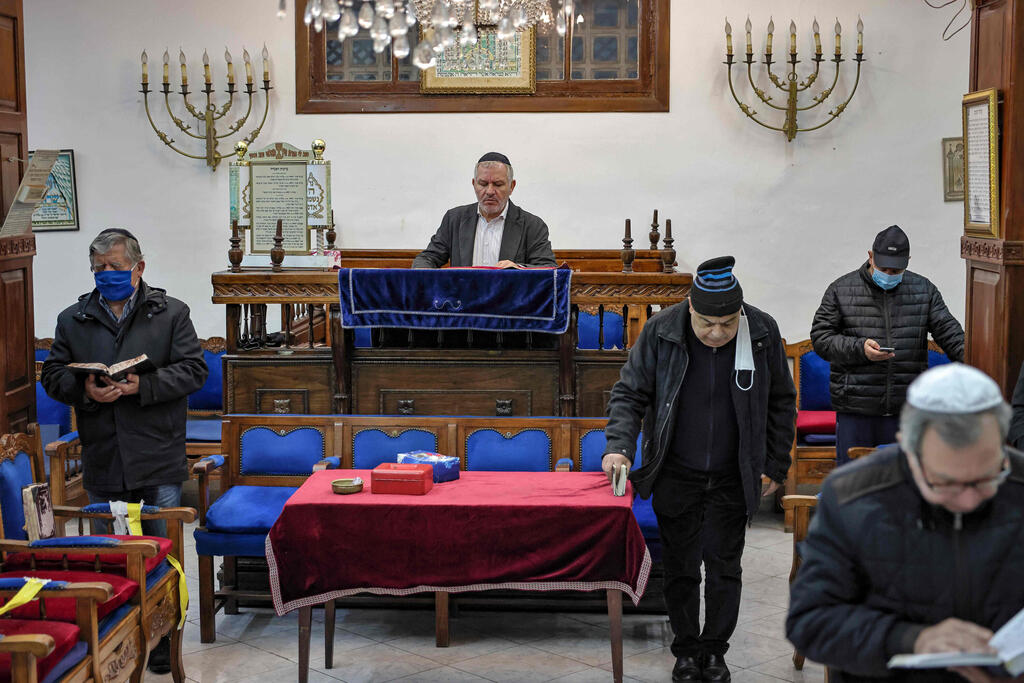 Moroccan Jews in a synagogue in the western city of Casablanca 