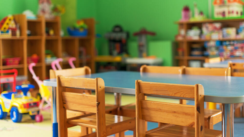 Kindergartens suffer from shortage of staff 