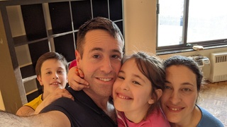 מומיק נבו אומשיוף