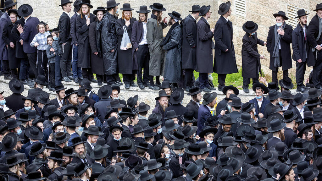 Thousands of ultra-Orthodox Jews participate in funeral for prominent rabbi Meshulam Soloveitchik, in Jerusalem  