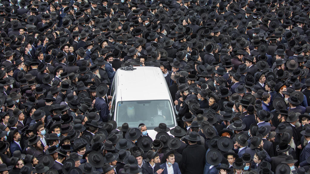 Thousands of ultra-Orthodox Jews participate in funeral for prominent rabbi Meshulam Soloveitchik, in Jerusalem 